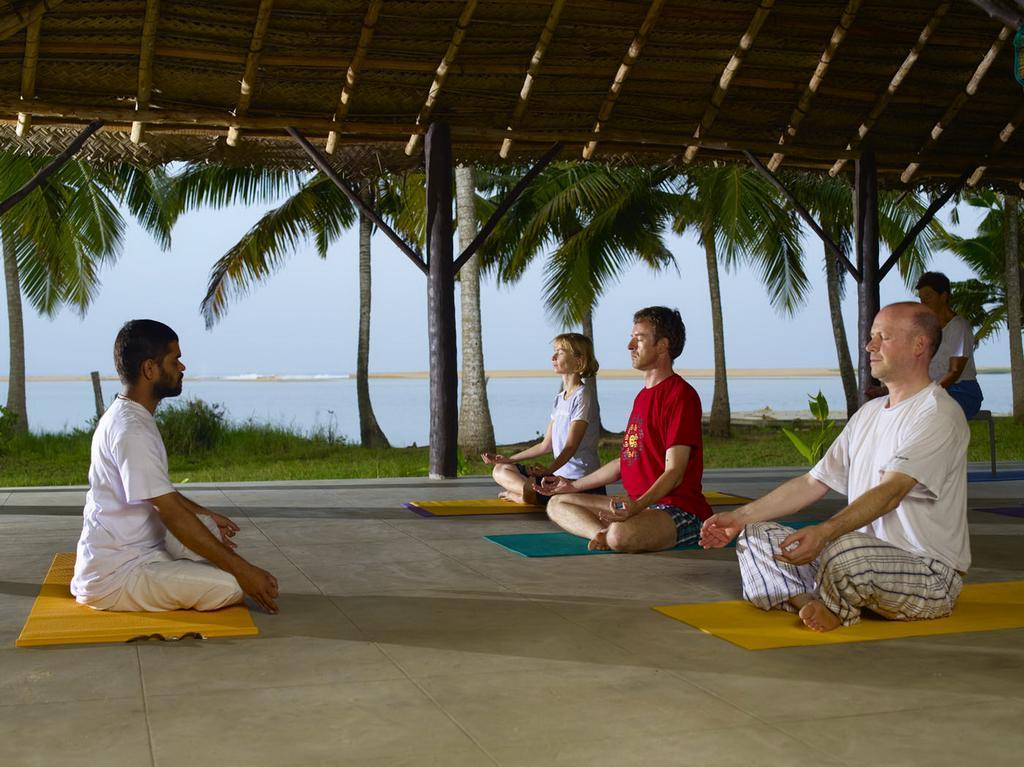 Poovar Island Resort Екстер'єр фото