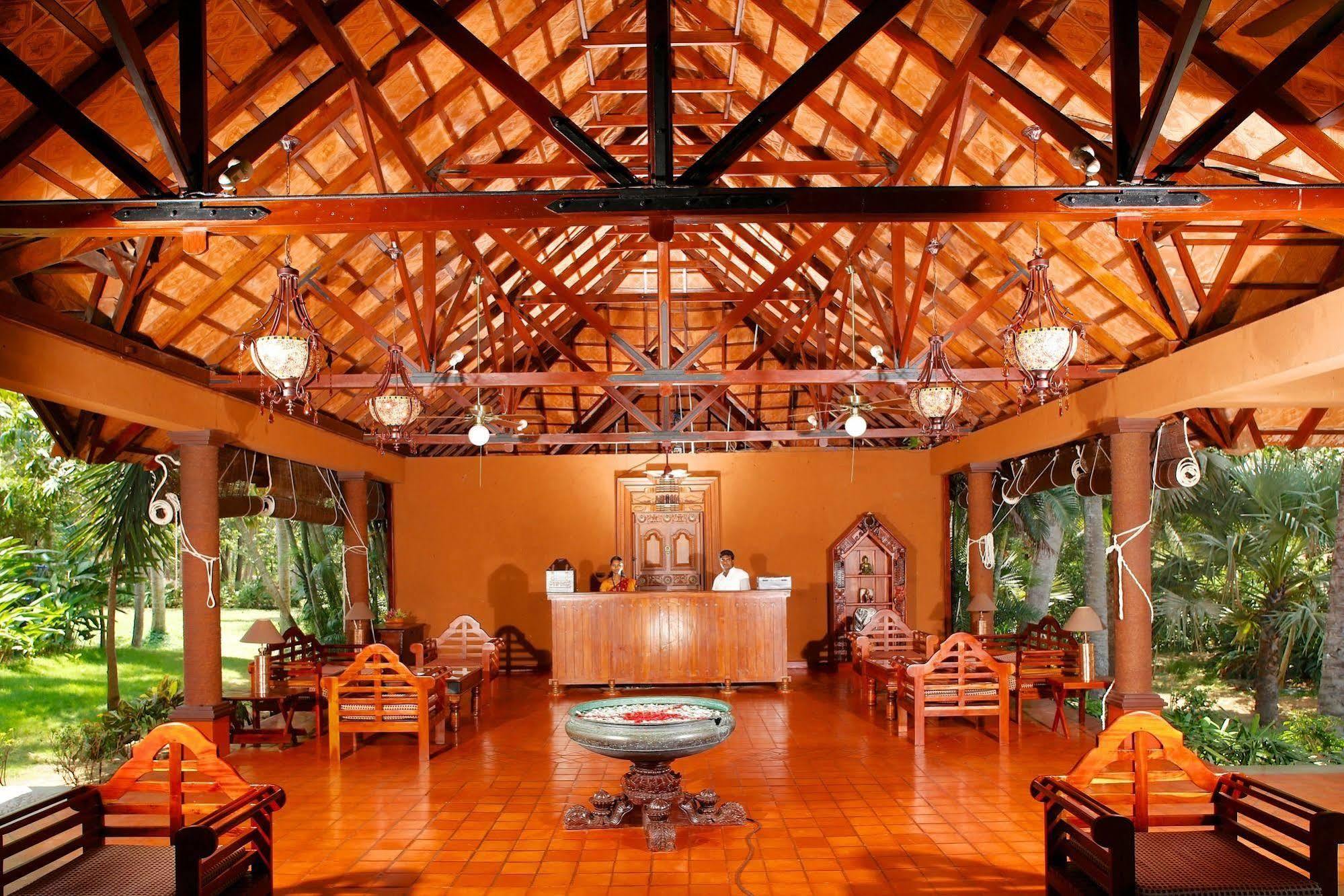 Poovar Island Resort Екстер'єр фото