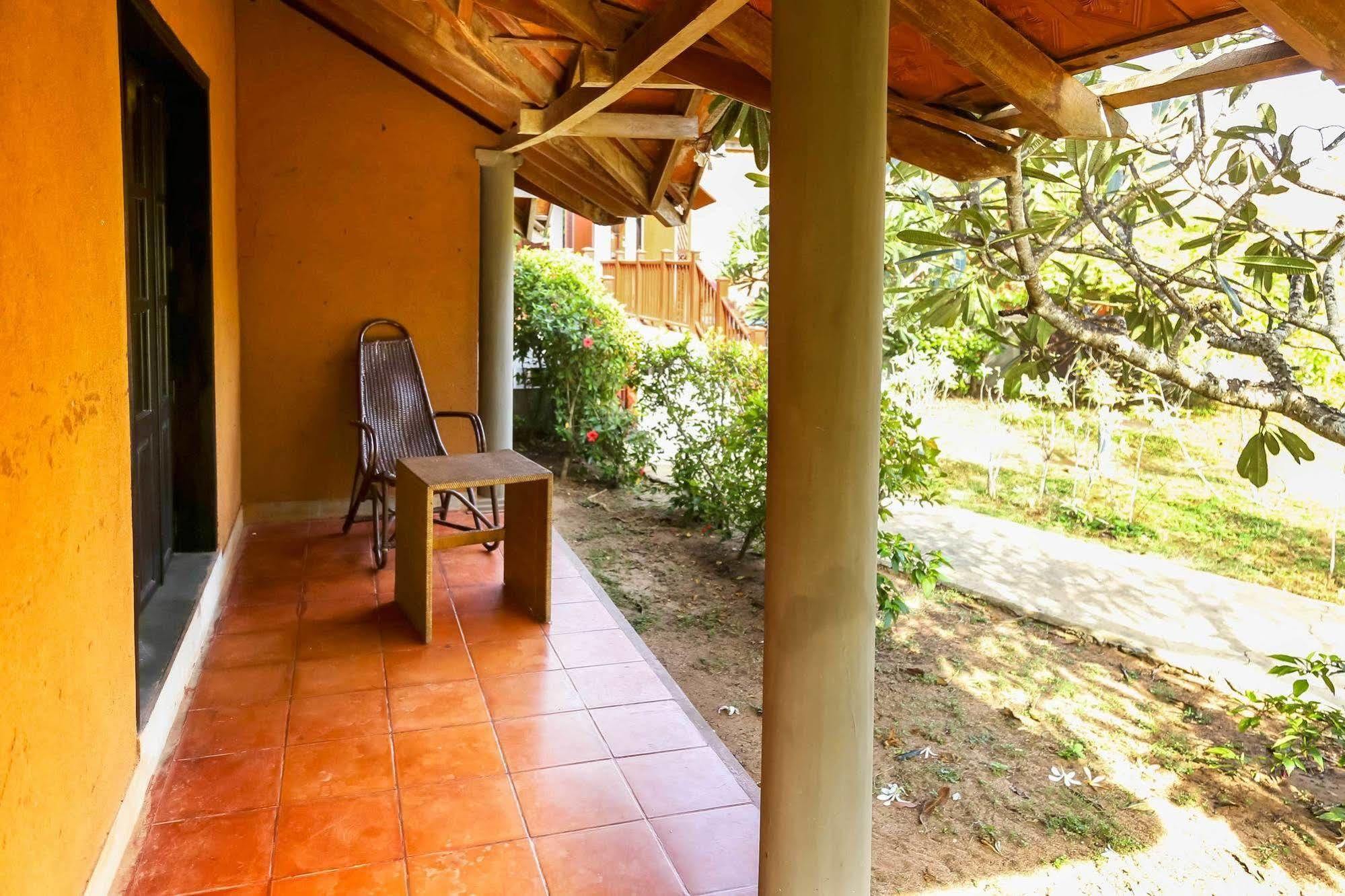 Poovar Island Resort Екстер'єр фото