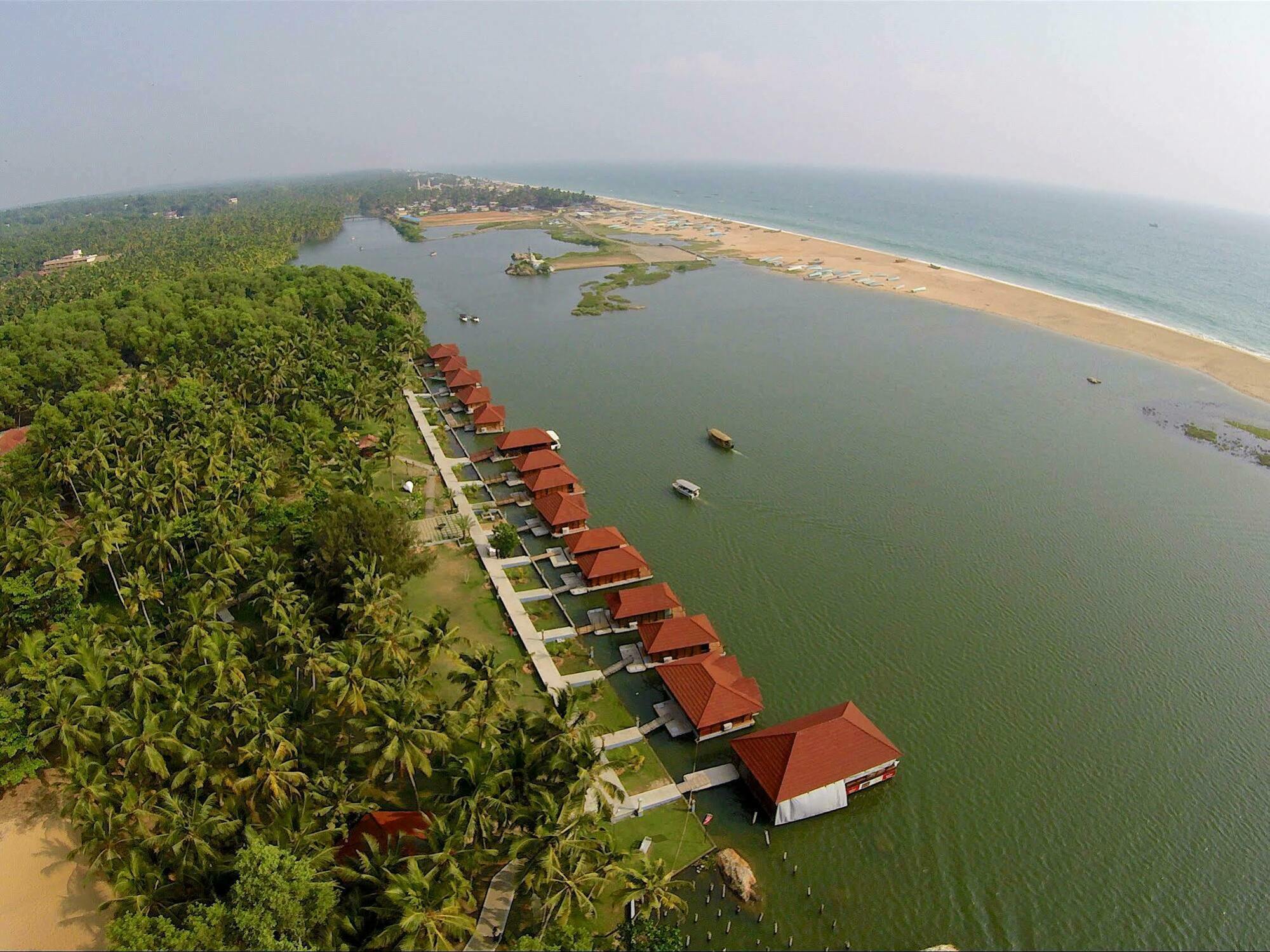 Poovar Island Resort Екстер'єр фото